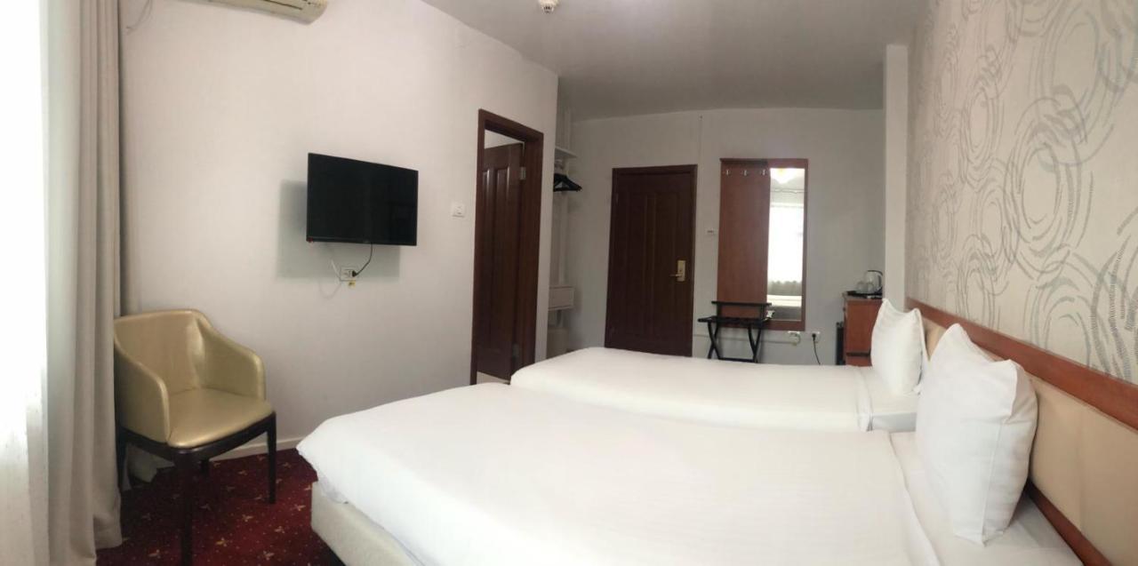 Kosher Hotel Lev Or Bucareste Exterior foto